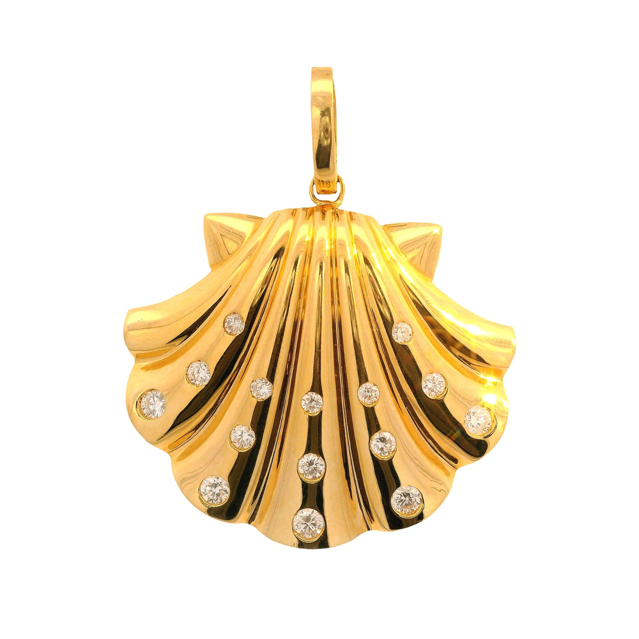 Diamond Scalloped Seashell Pendant