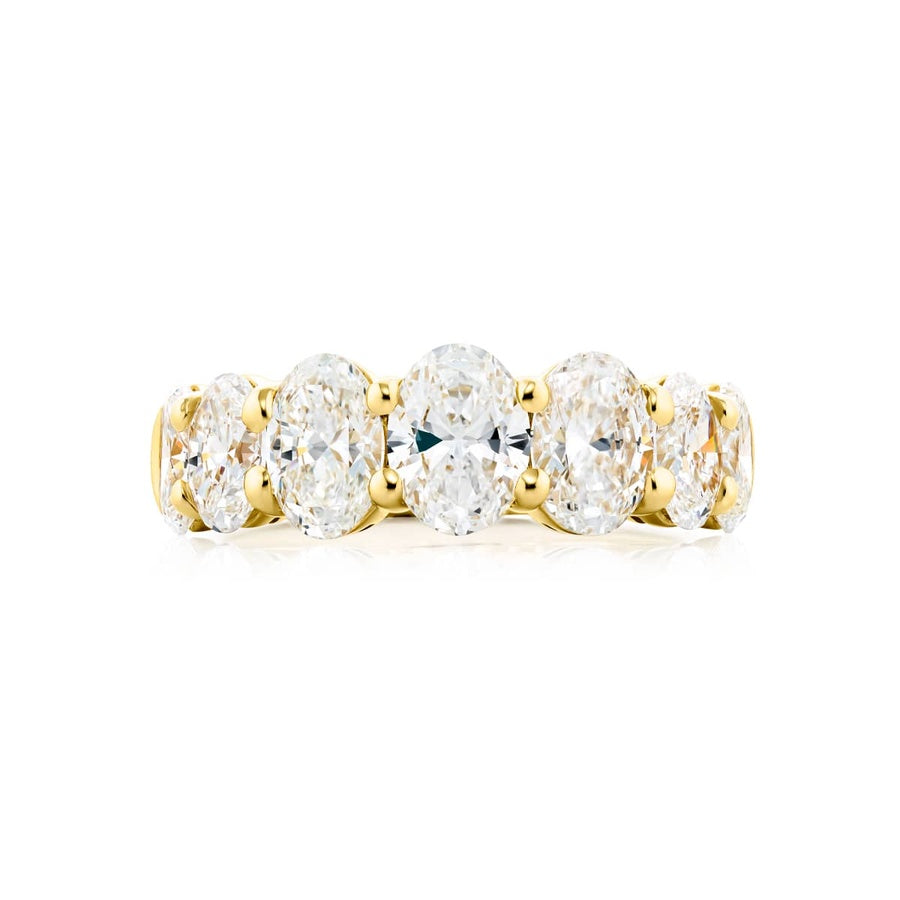 18K Yellow Gold Oval Diamond Band