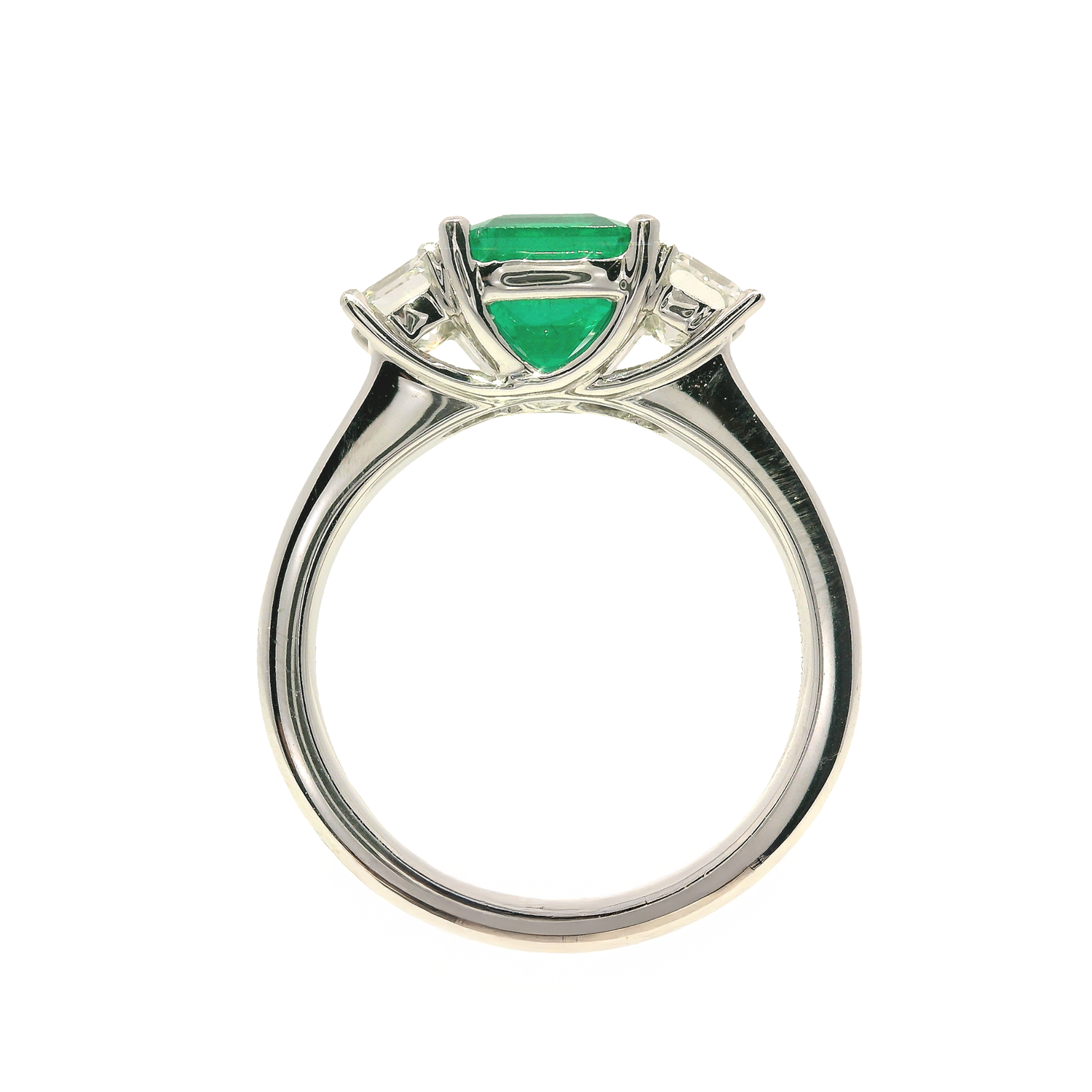Natural Beryl Colombian Emerald Ring with Diamonds