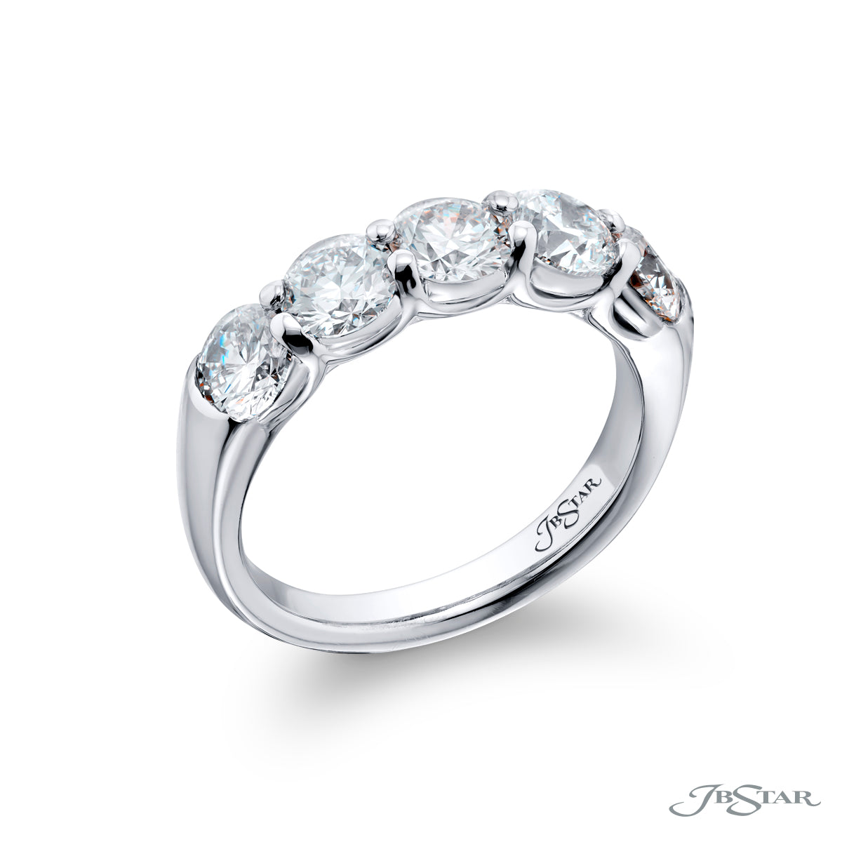 Shared Prong Round Diamond Five Stone Band