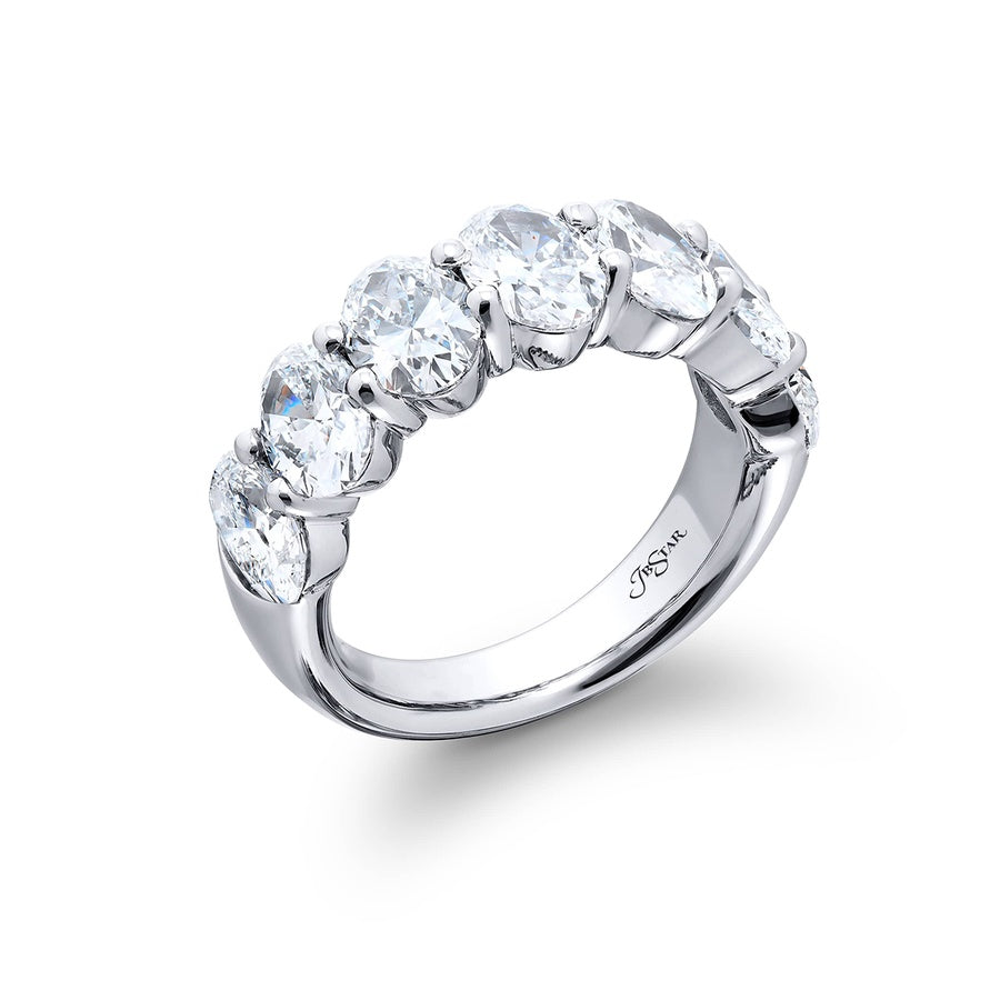 Elegance Elevated: Classic Single-Row GIA-Certified Oval-Cut Diamond Band in Pure Platinum