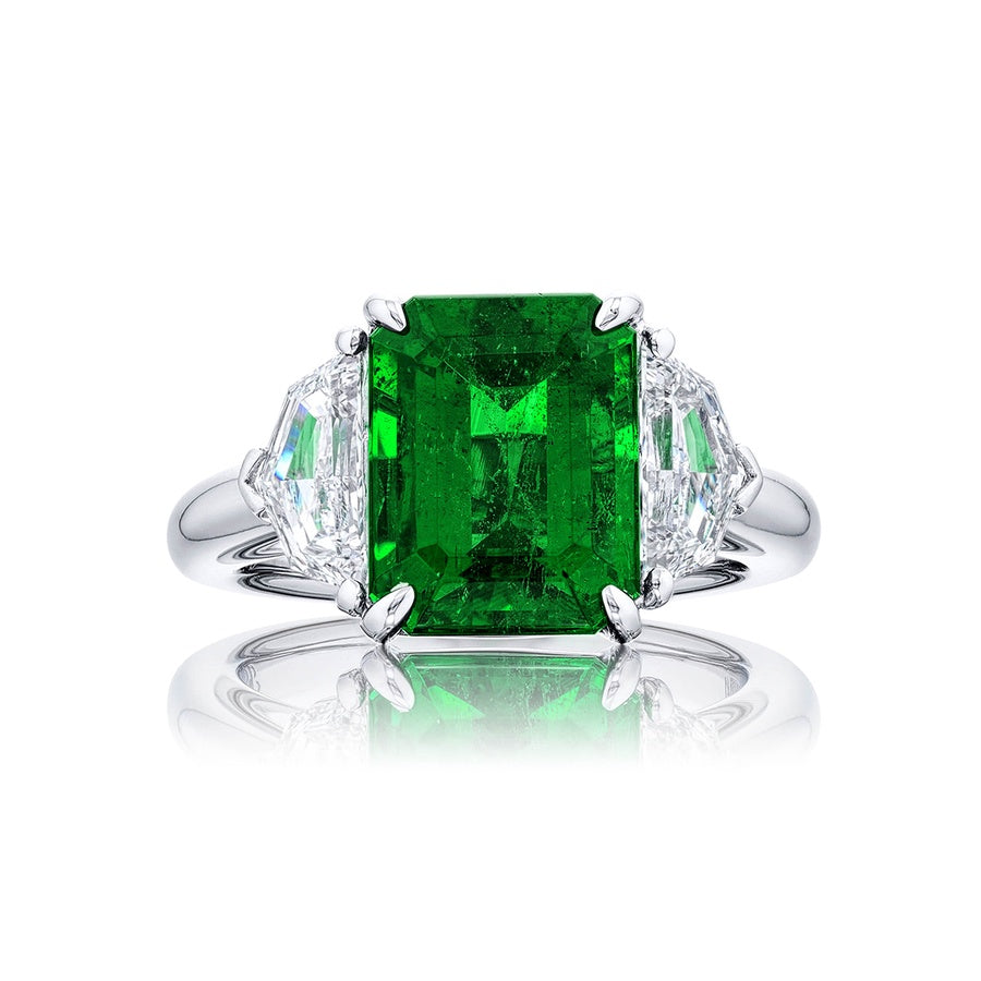 4.34 ct Certified Vivid Green Emerald & Diamond Ring | Emerald-Cut Emerald with Epaulet Diamonds in Platinum | Breathtaking Radiance by Jb Star