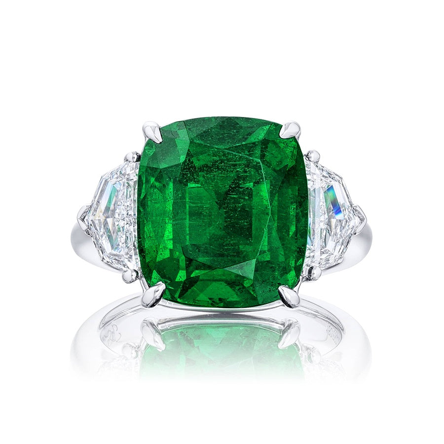 Platinum Cushion-Cut Vivid Emerald Certified Ring