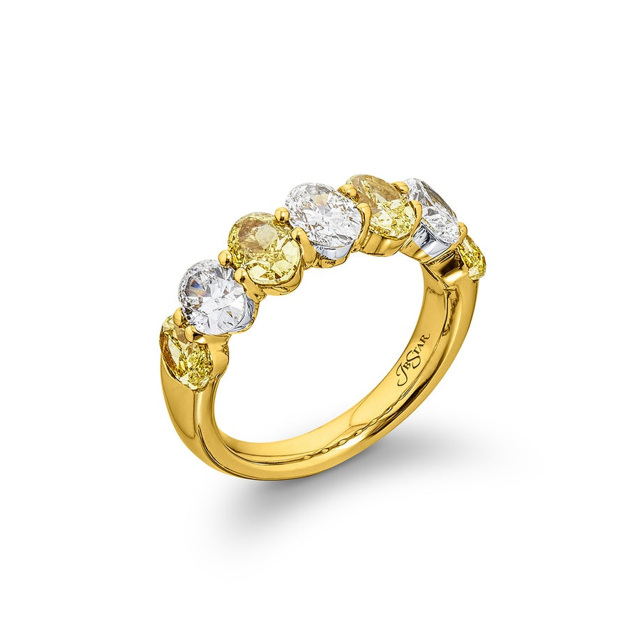 18K Yellow Gold Oval Fancy Yellow Diamond Single-Row Band