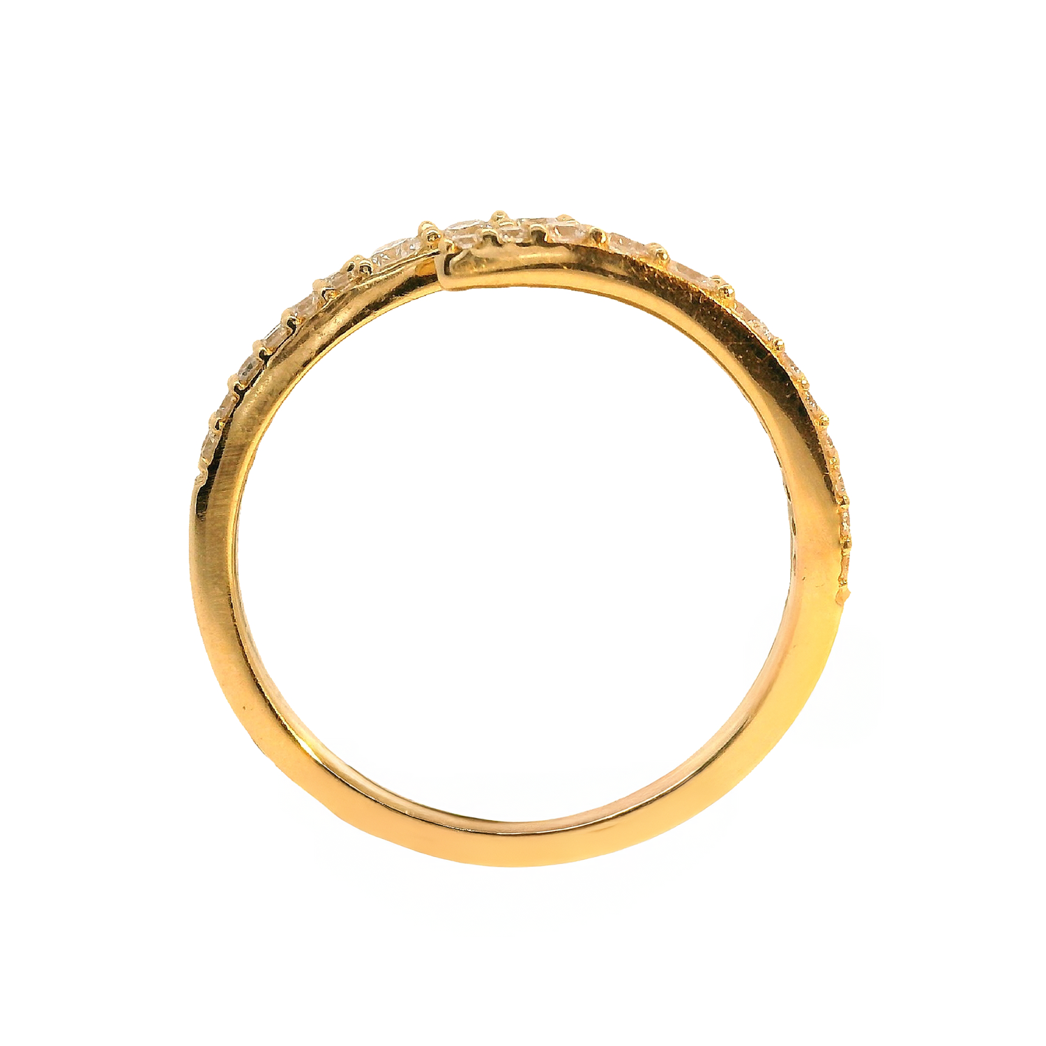 Graduated Pavé Diamond Bypass Ring