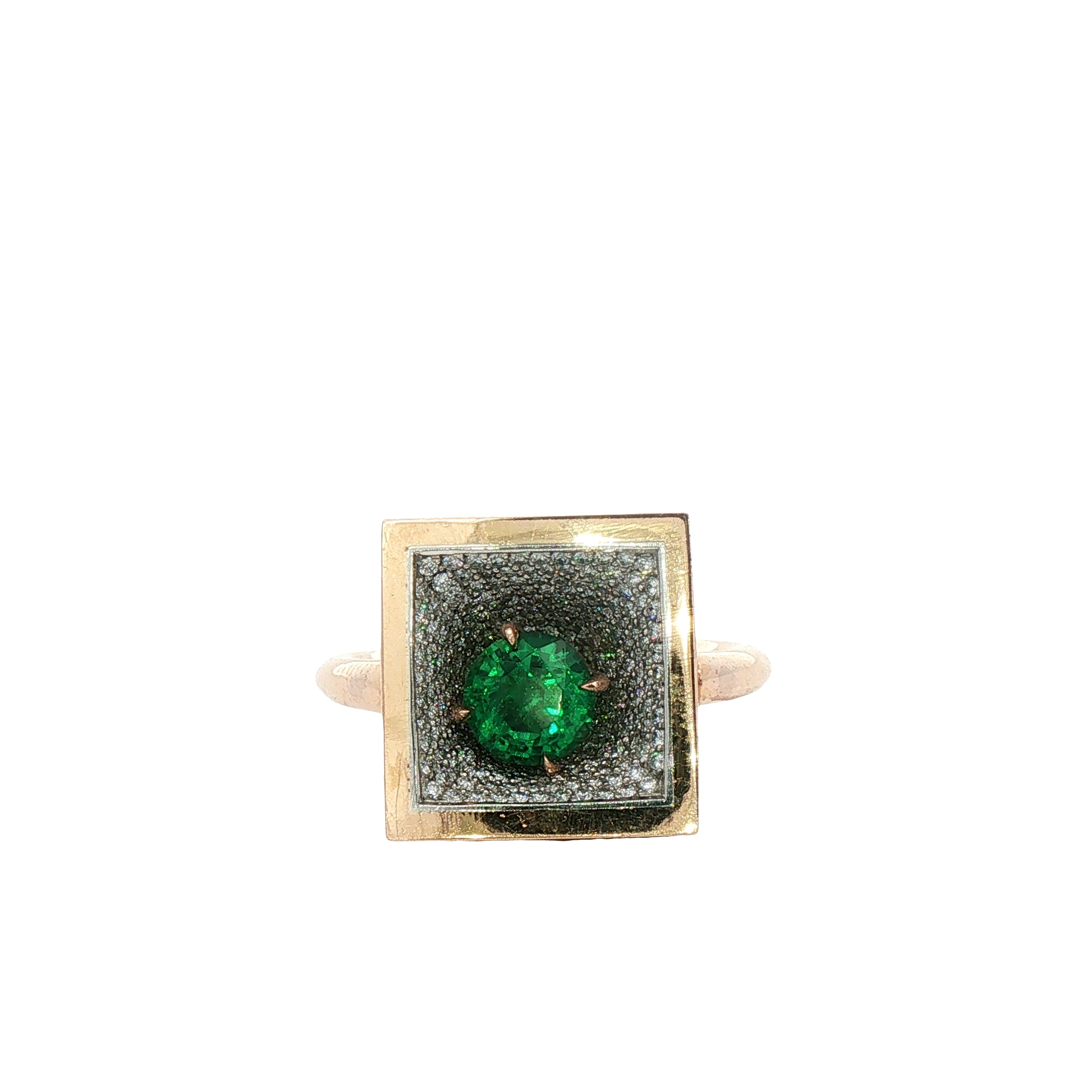 Round Emerald and Pavé Diamond Square Top Ring