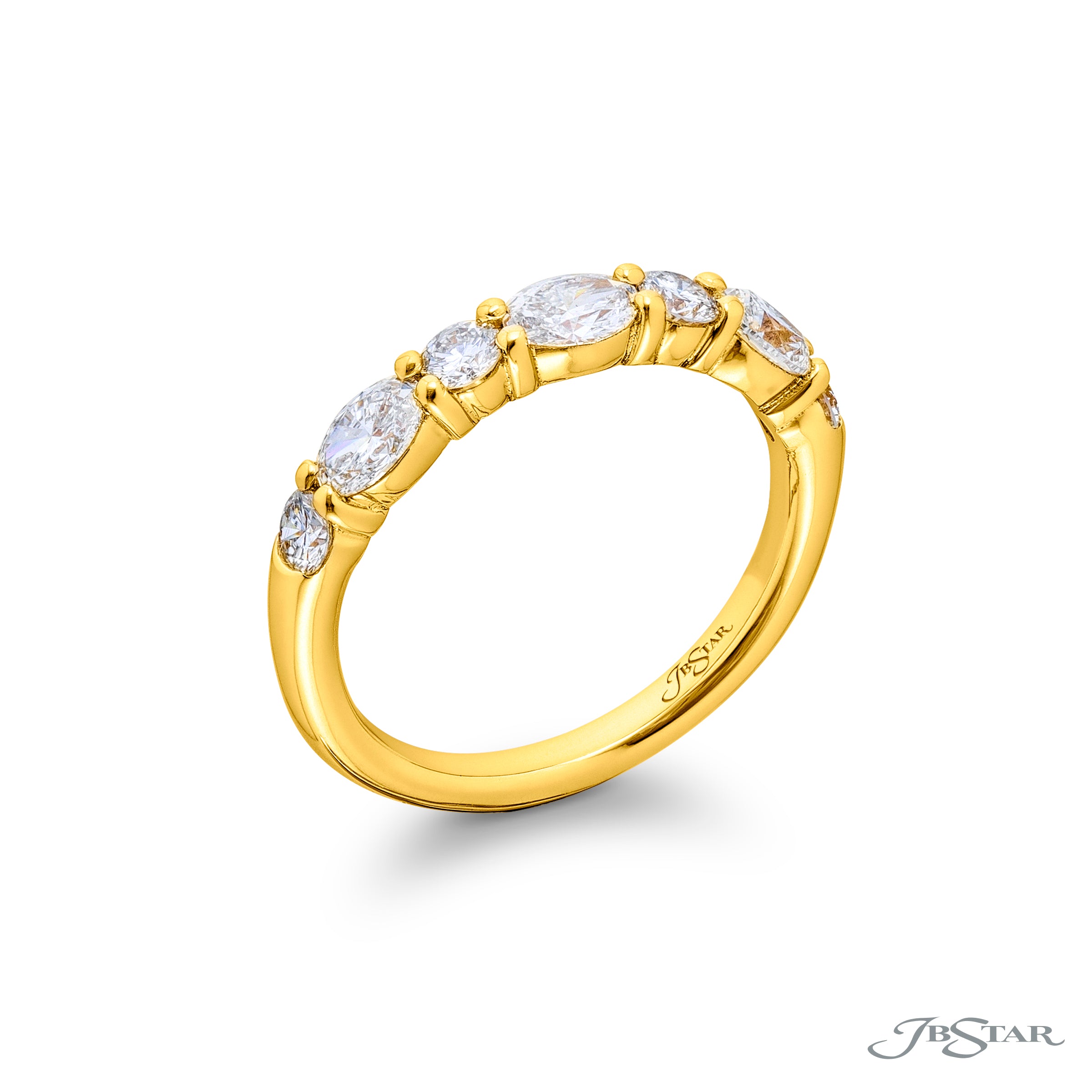 Oval and Round Diamond Band