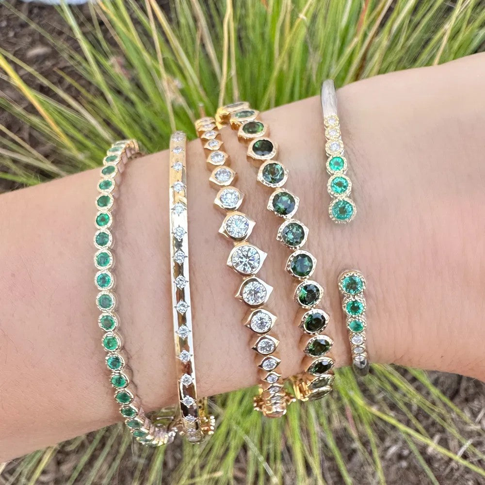 Hammered Emerald Bezel Bangle