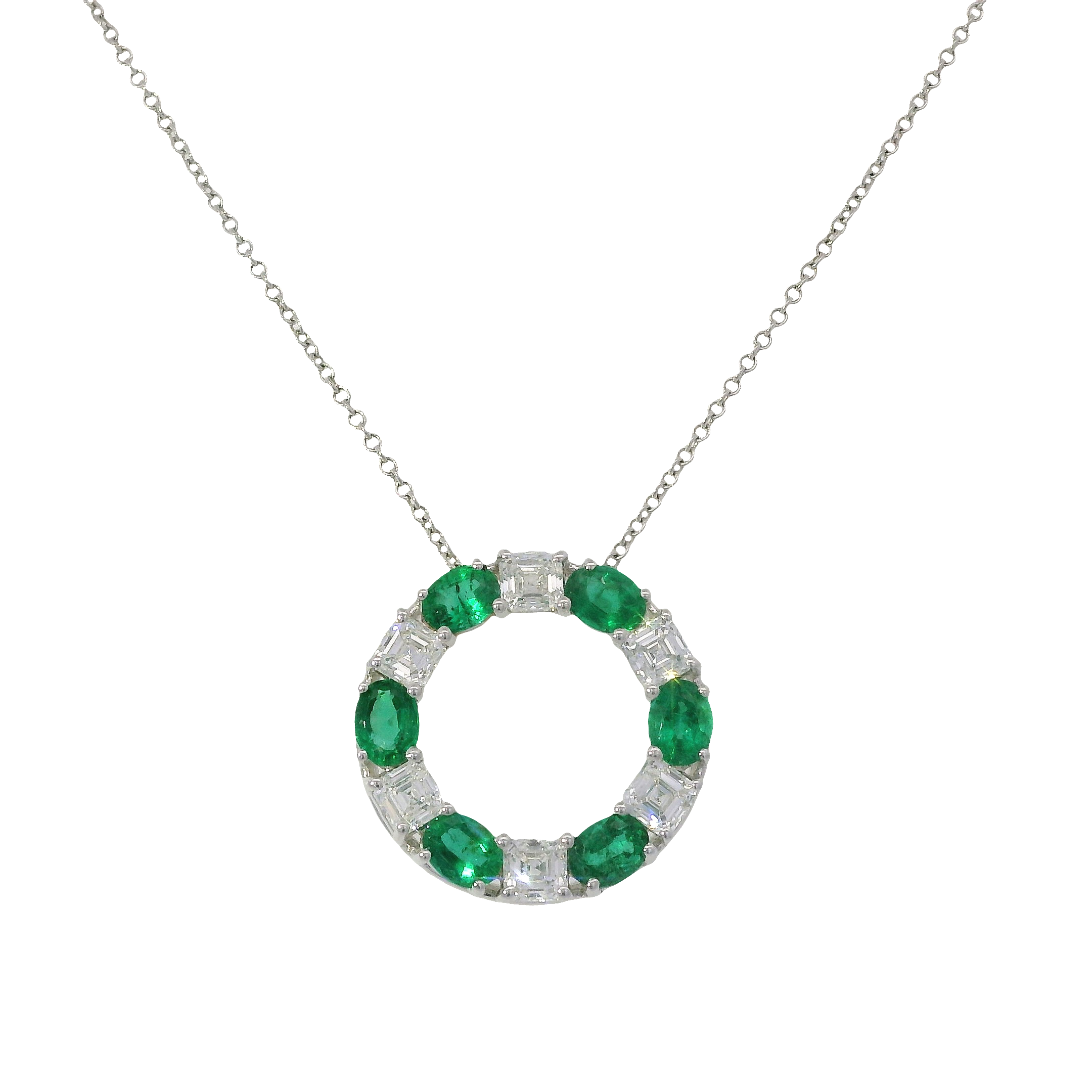 Alternating Emerald and Diamond Circle Pendant Necklace