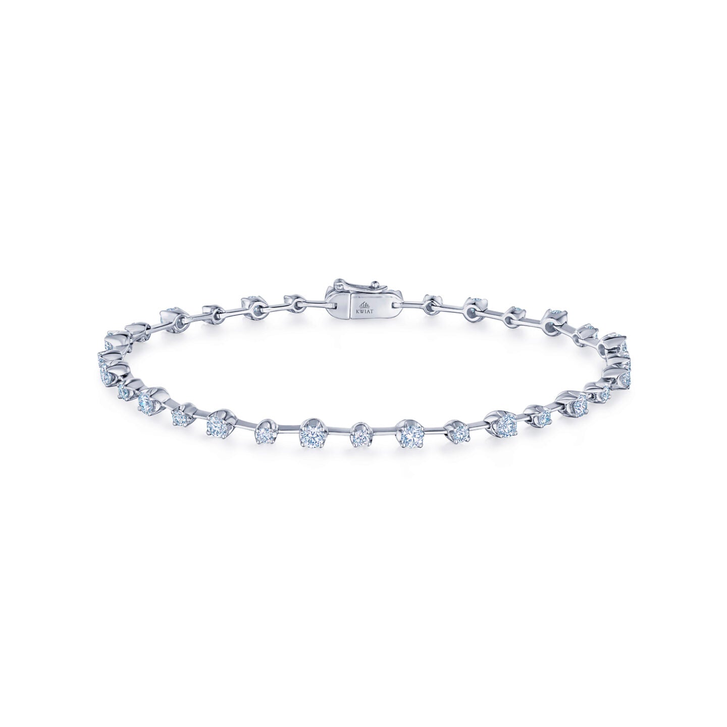 Starry Night Line Bracelet with Alternating Diamonds