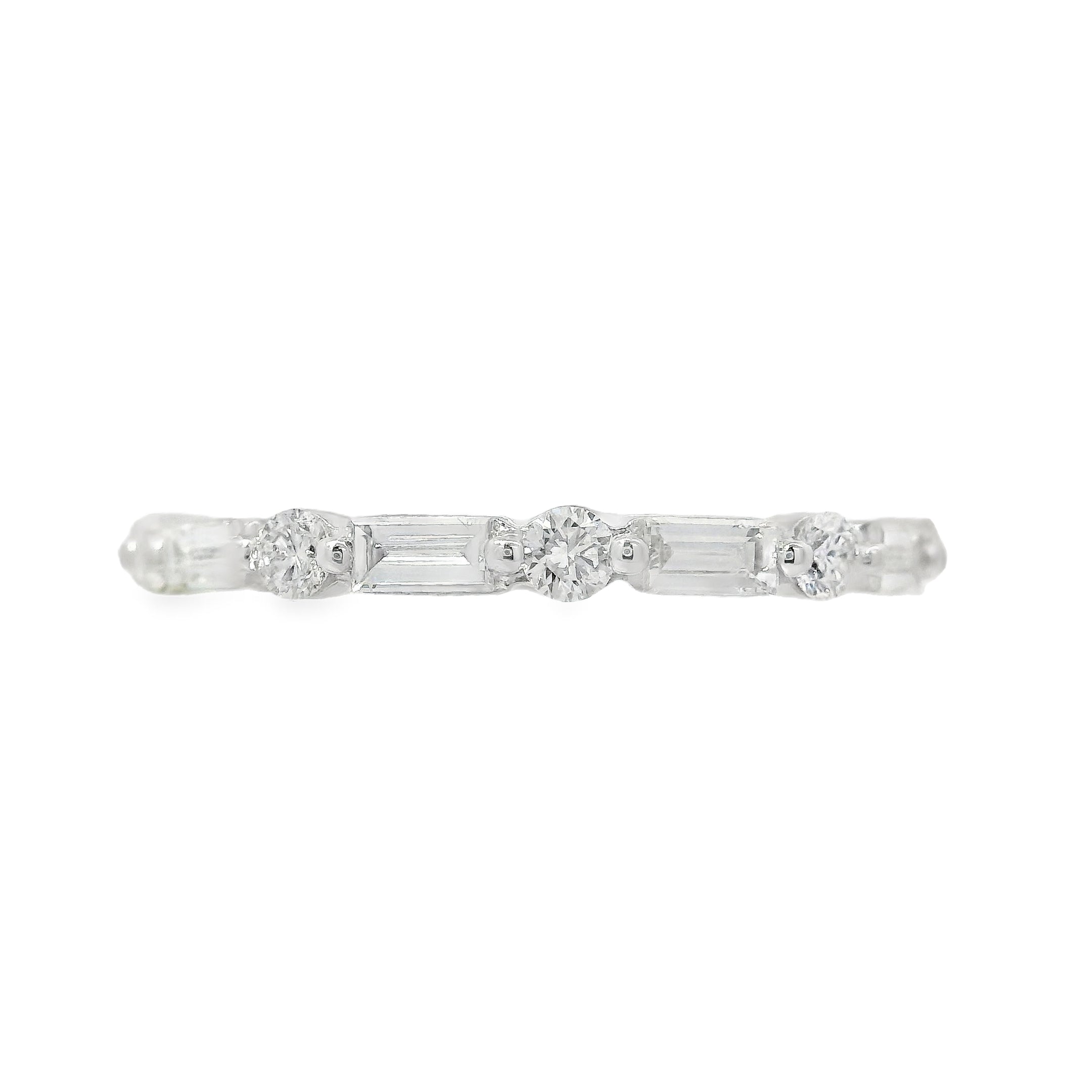 Single Shared Prong Alternating Baguette and Round Diamond Anniversary Band