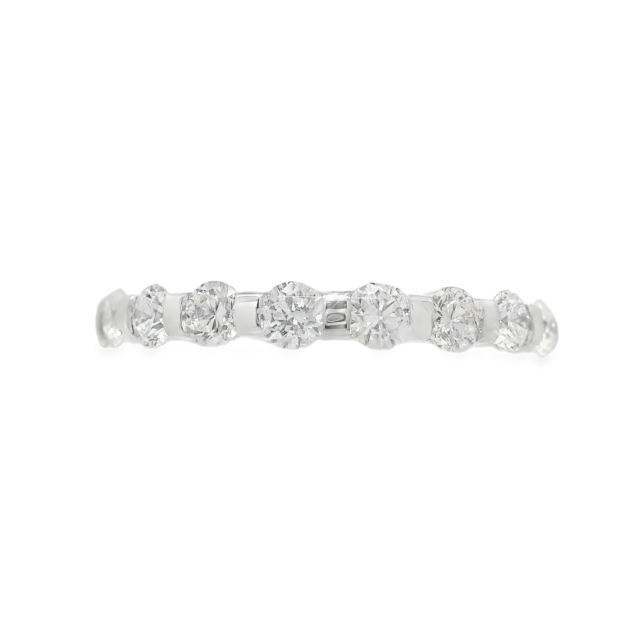 Shared Bar Prong Round Diamond Anniversary Band