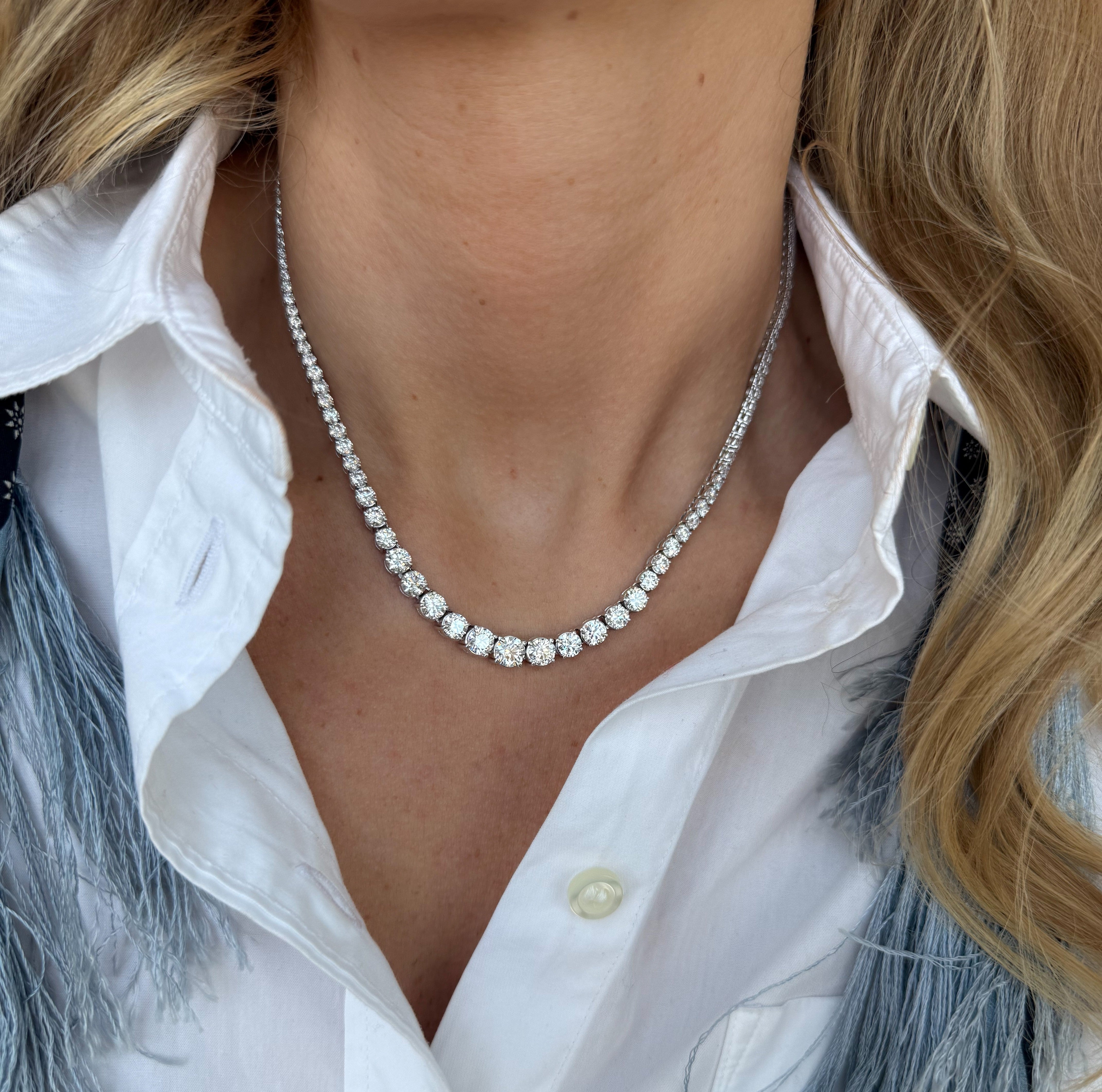 15.64ctw Graduated Diamond Rivière Necklace