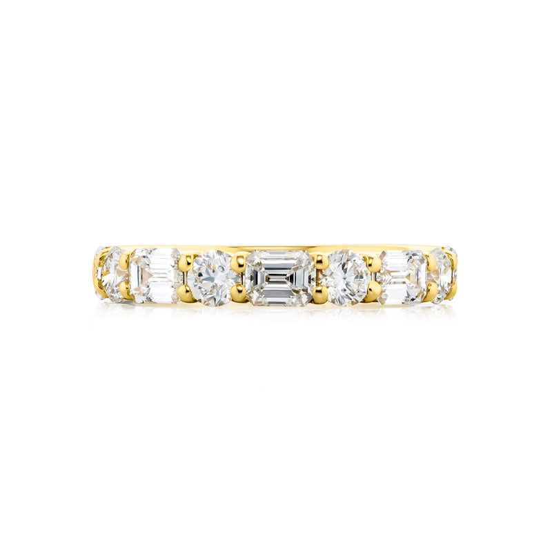 18K Yellow Gold Emerald-Cut and Round Diamond East-West Band