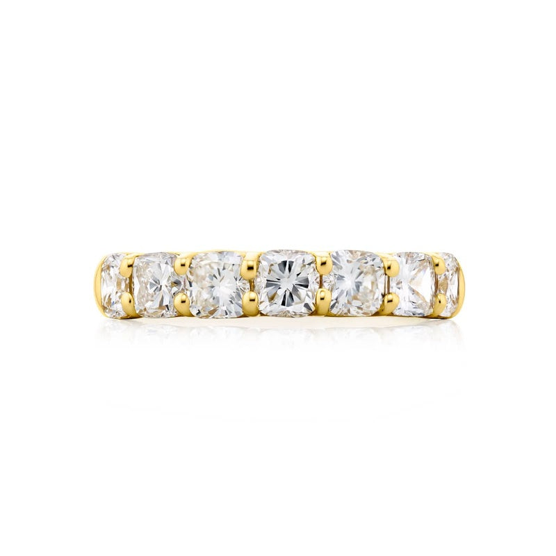 18K Yellow Gold Cushion-Cut Diamond Band