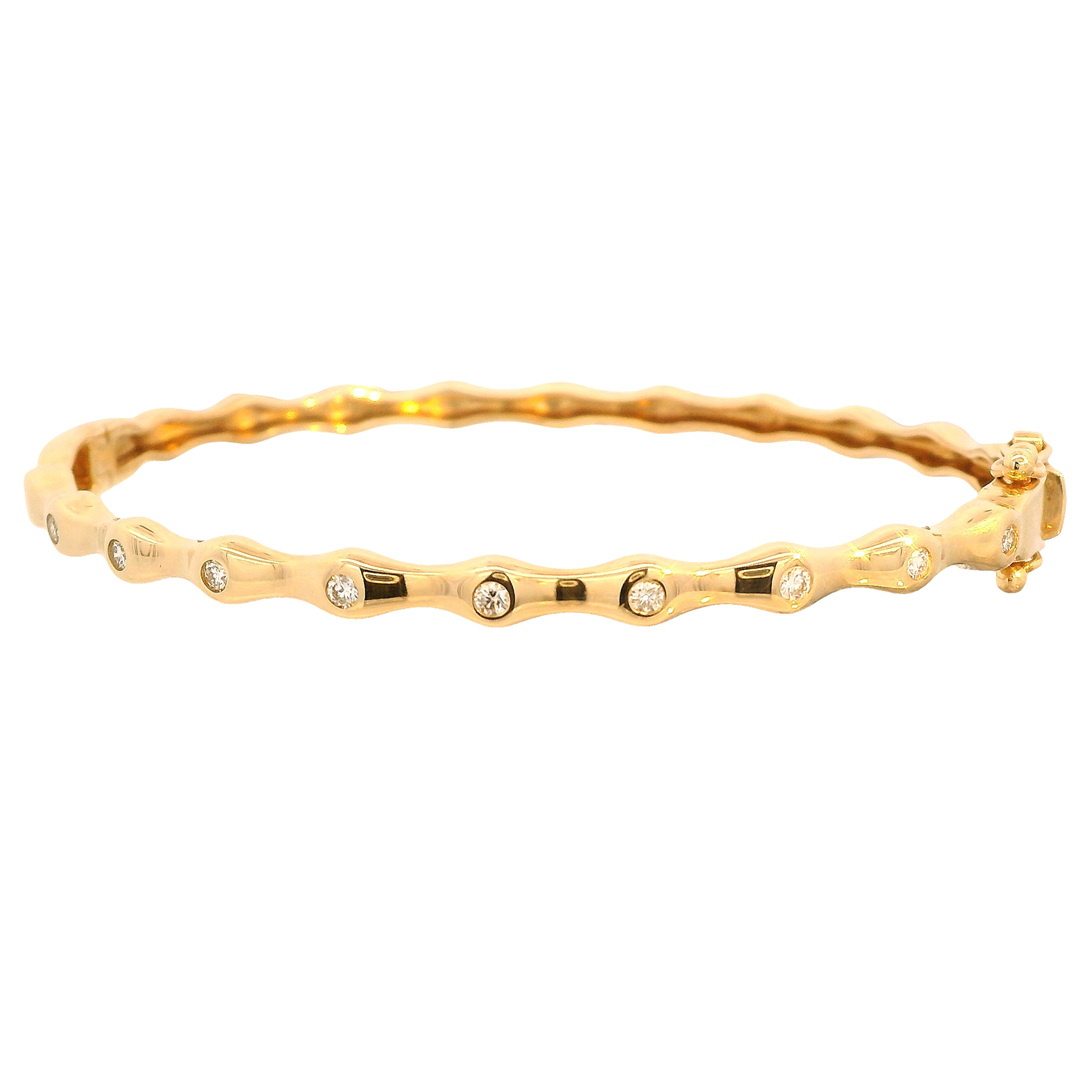 Bezeled Round Diamond Wave Bangle