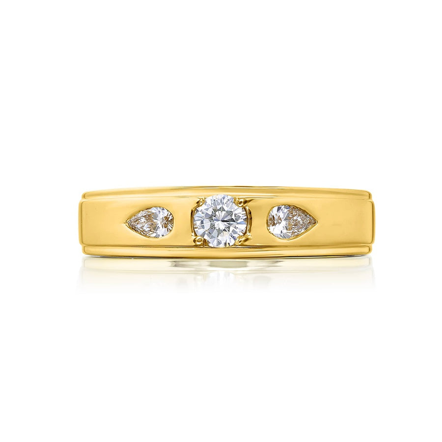 18K Yellow Gold Pear-Shaped Diamond Single-Row Bezel Set Men's Wedding Band