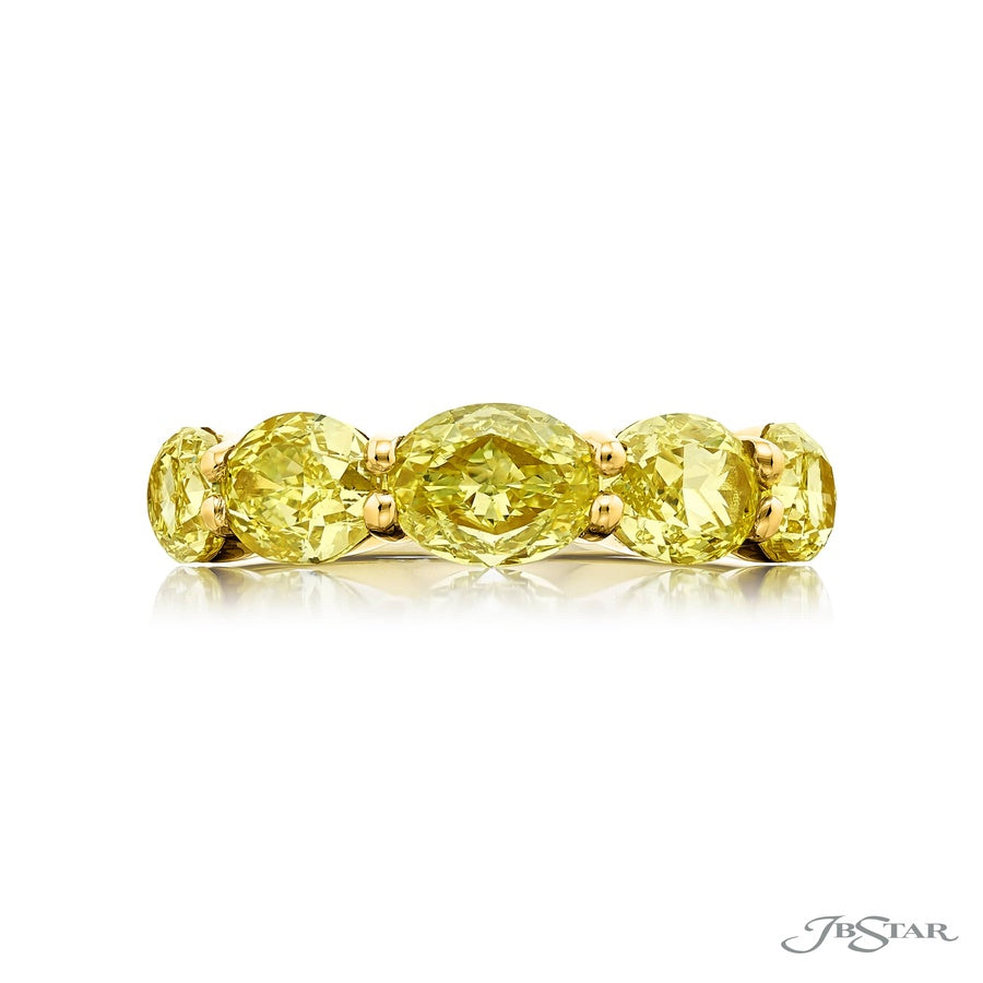 Elegance Elevated | Classic Single-Row Fancy Yellow Oval Diamond Band in 18K Yellow Gold