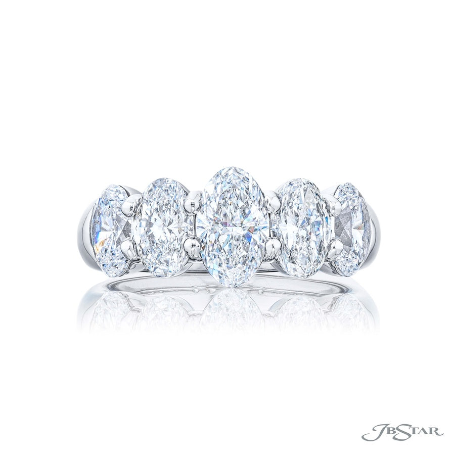 Single-Row Oval-Cut Diamond Band | GIA-Certified Pure Platinum | Elegance Elevated by Jewels by Star