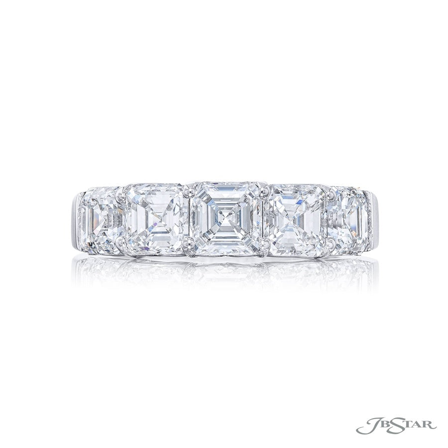 Elegance Elevated | Classic Single-Row Square Emerald-Cut Diamond Band
