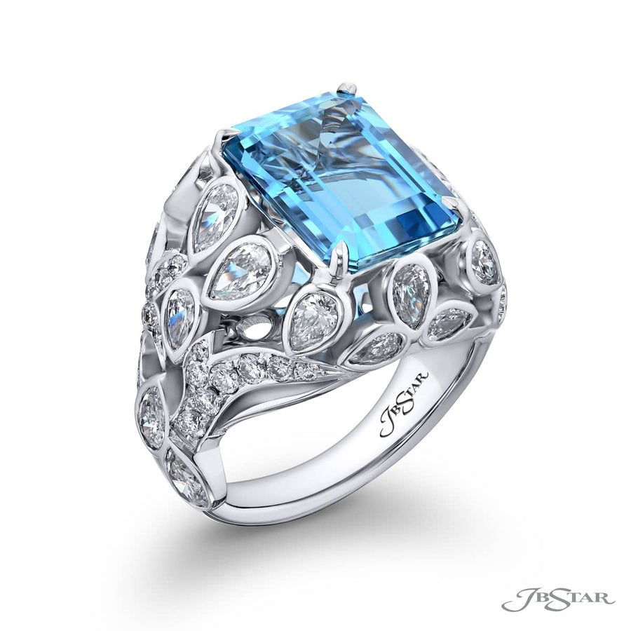 5.32 ct. Aquamarine & Diamond Ring in Platinum