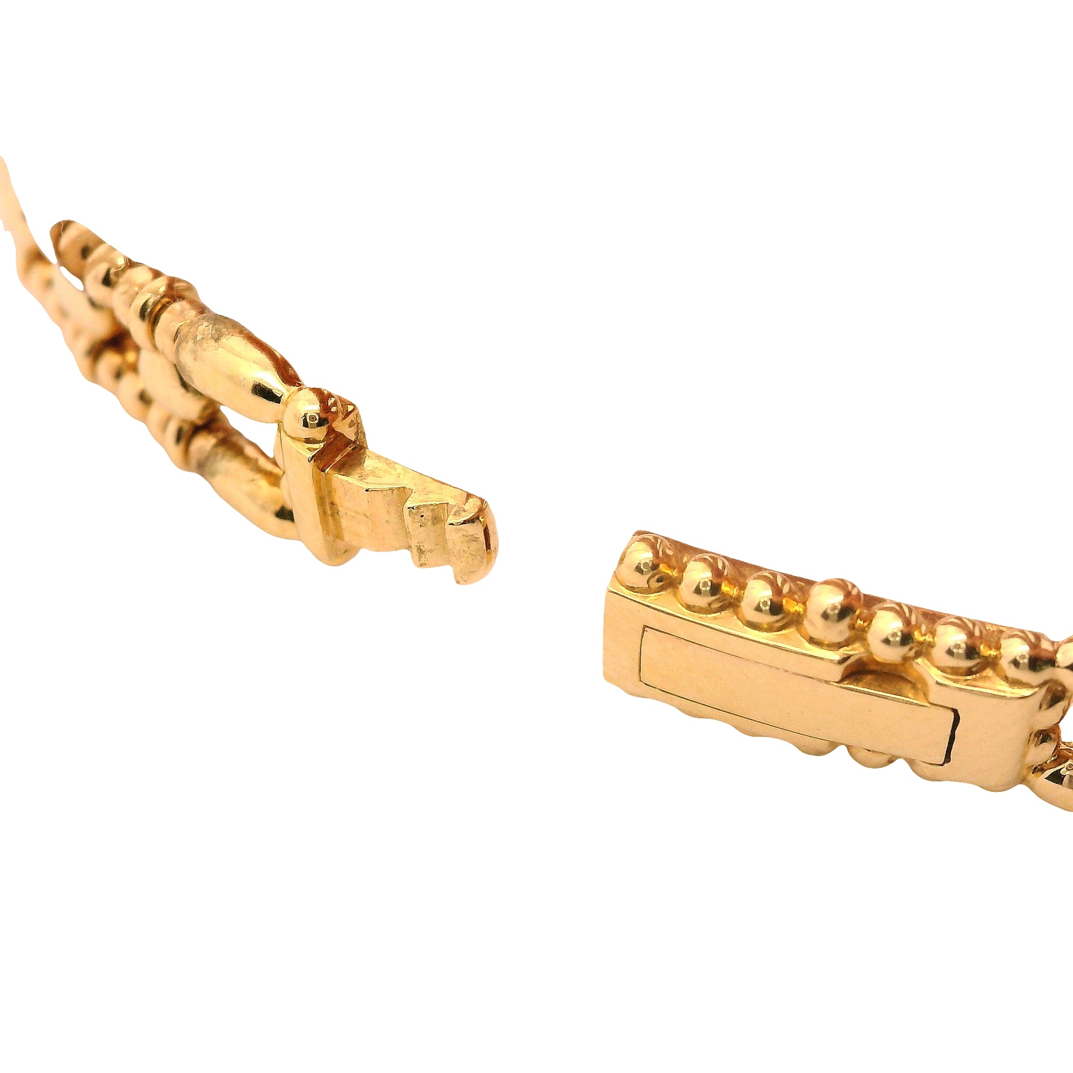 Round Diamond Station Beaded Bangle