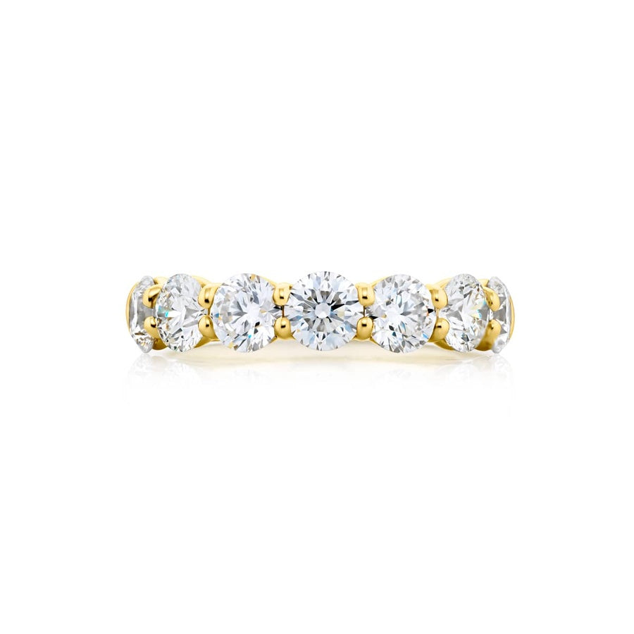 18K Yellow Gold Round Diamond Single-Row Band