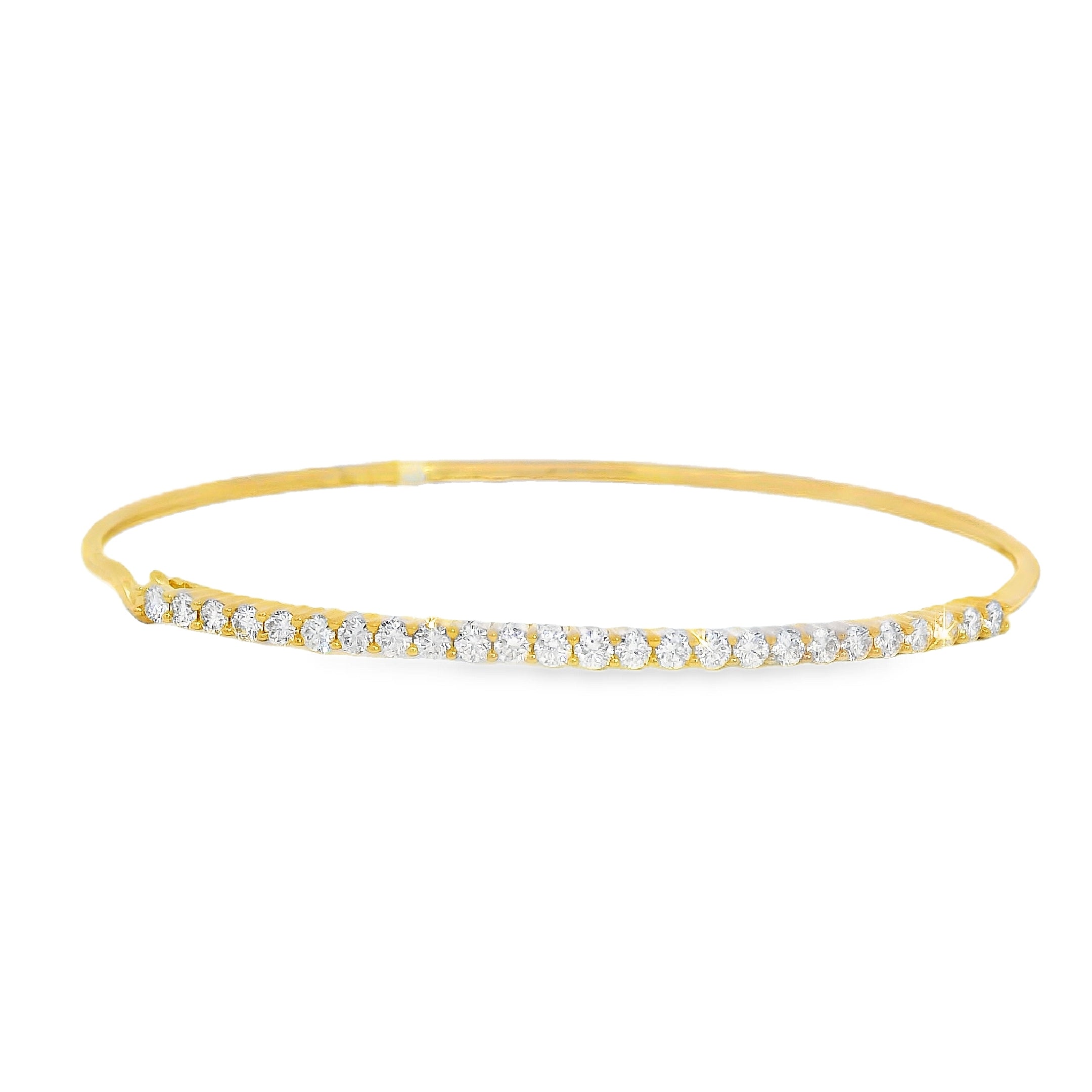Pavé Round Diamond Bar Latch Bangle
