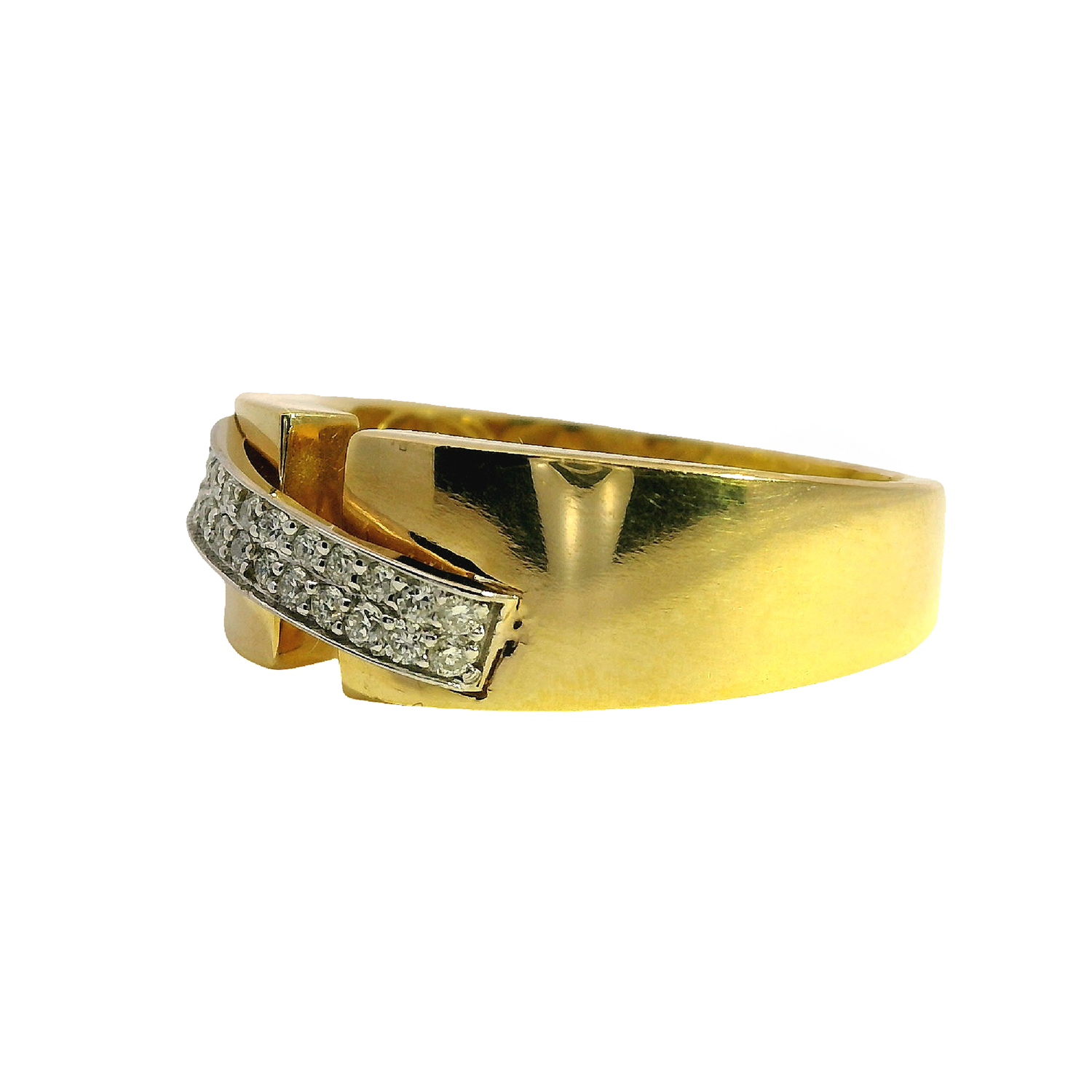 Split Shank Ring with Pavé Diamonds